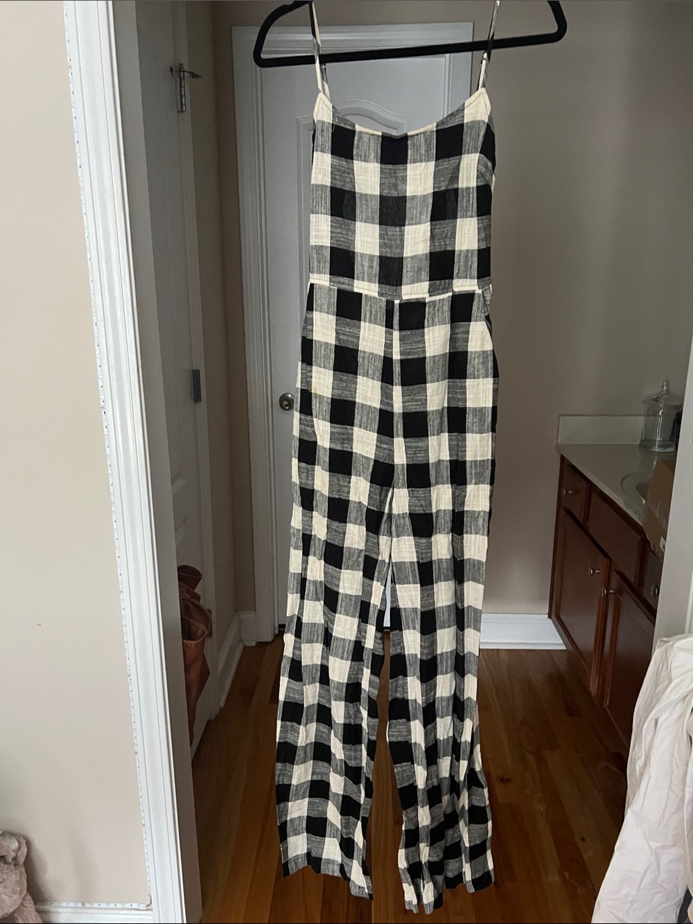 Forever 21 Black & Cream Plaid Wide-Leg Jumpsuit